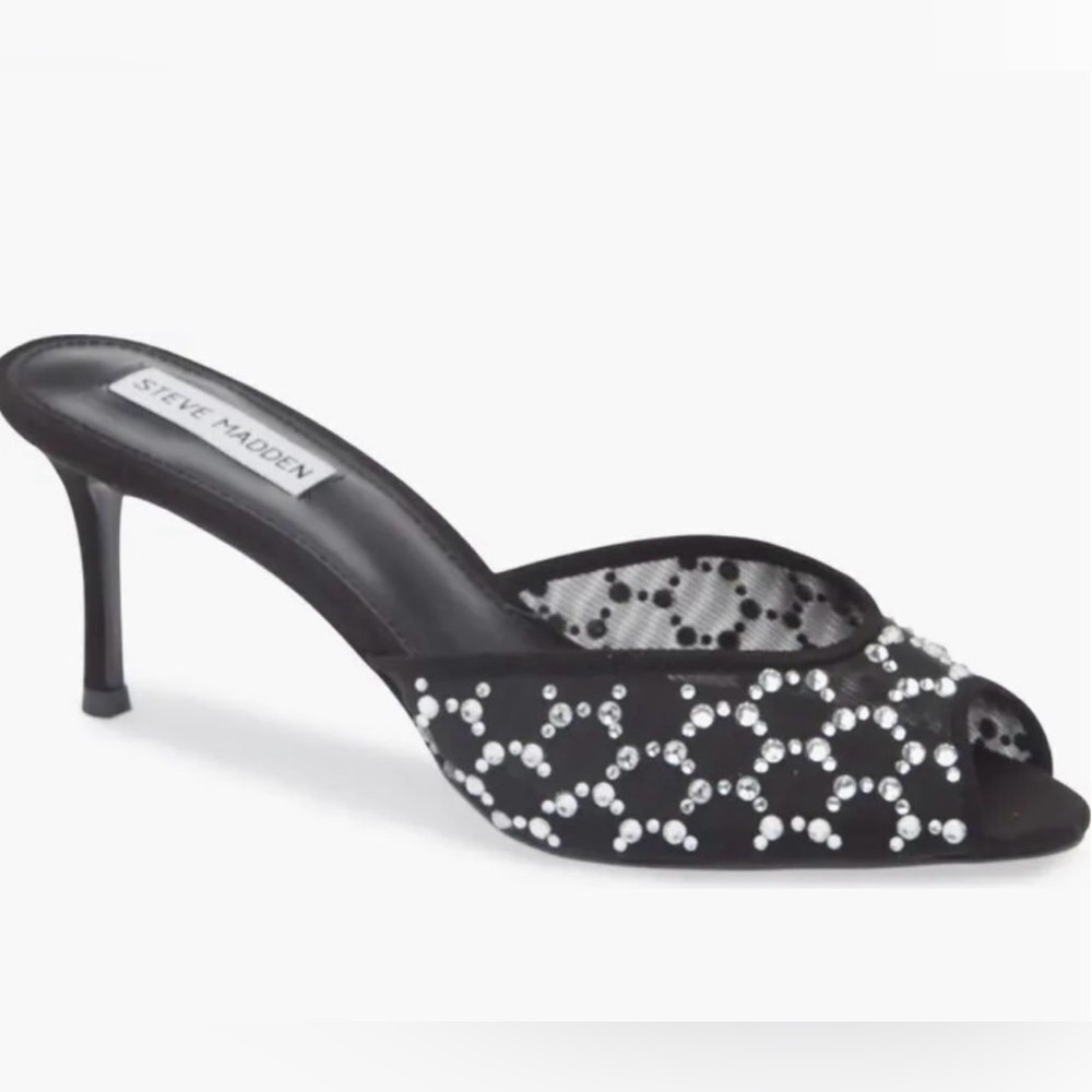 Steve Madden ROWE Mesh Crystal Mules
Size 7.5M — 3” Heel